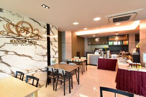 Breakfast area - The U-Time Hotel (Hat Yai)