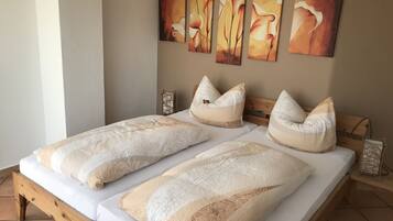 Apartment, 2 Bedrooms, Terrace (FeWo 1) | Desk, blackout curtains, free WiFi, bed sheets