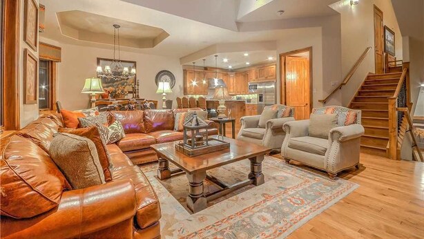 Flat-screen TV, fireplace - Aspen Crest (Steamboat Springs)