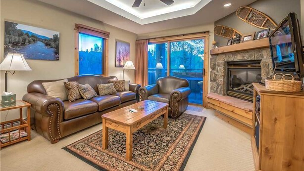 Living area - Canyon Creek A 105 (Steamboat Springs)