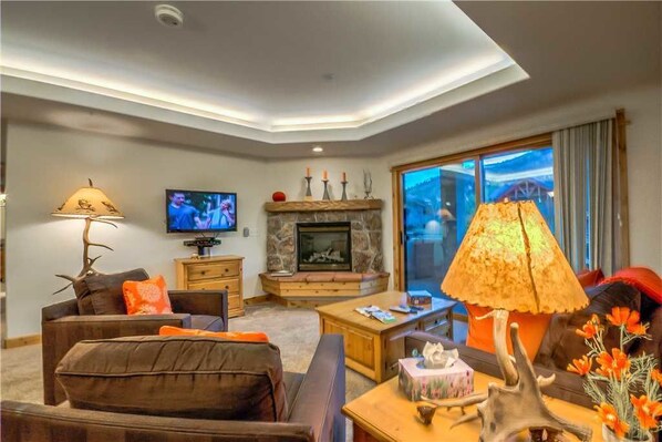 Taulutelevisio, takka