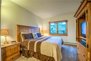 4 Schlafzimmer, kostenloses WLAN, Bettwäsche