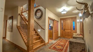 Hallway - Dallas Chalet (Steamboat Springs)