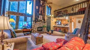 Living area - Hillsider 6 (Steamboat Springs)
