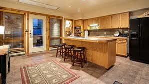 Private kitchen - La Casa 06 (Steamboat Springs)