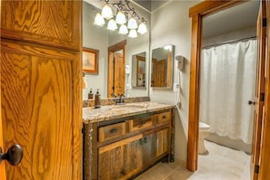 Bathroom - La Casa 20 (Steamboat Springs)