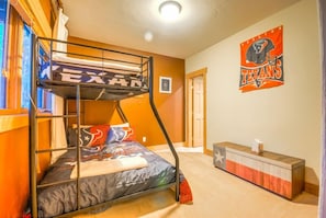 3 habitaciones y internet por cable gratis 