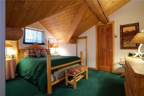 5 bedrooms, free wired Internet - Links and Logs Chalet (Steamboat Springs)