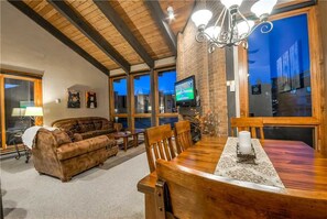 2 間臥室、免費無線上網