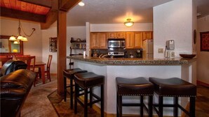 In-room dining - Lodge E 103 (Steamboat Springs)