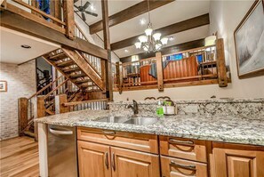 Dishwasher - Moraine 30 (Steamboat Springs)
