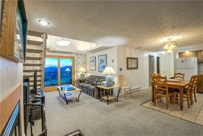 Flat-screen TV, fireplace