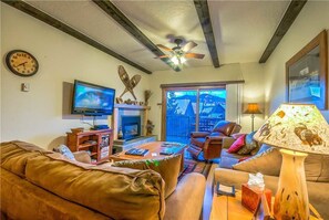 Flat-screen TV, fireplace