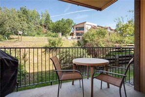 Balcony - Ski Inn 325 (Steamboat Springs)
