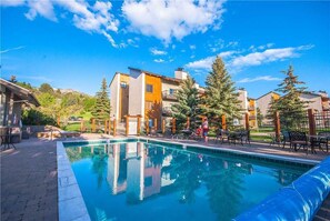 Outdoor pool, a heated pool - Rockies 2227 (Steamboat Springs)