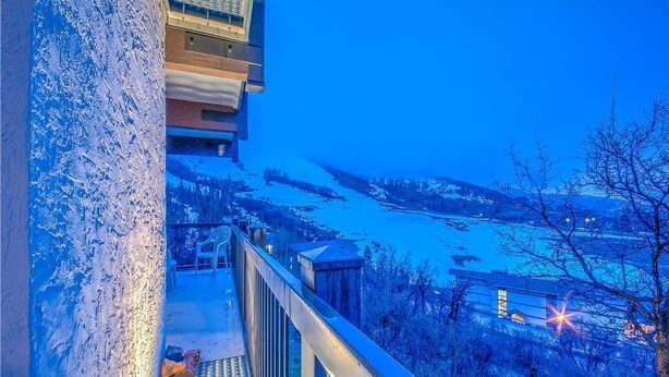 Balcony - Storm Meadows C 219 (Steamboat Springs)