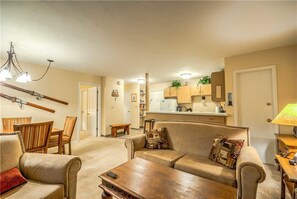 Flat-screen TV, fireplace
