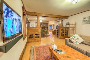 Living area - Seventh Heaven Chalet (Steamboat Springs)