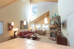 Flat-screen TV, fireplace