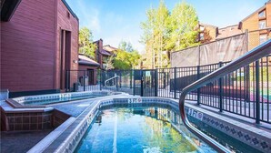 Piscina externa