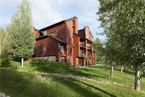 Property grounds - Timber Run 208 (Steamboat Springs)