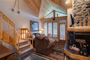 ทีวี, เตาผิง