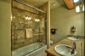 Bathroom - Waterford 17 (Steamboat Springs)