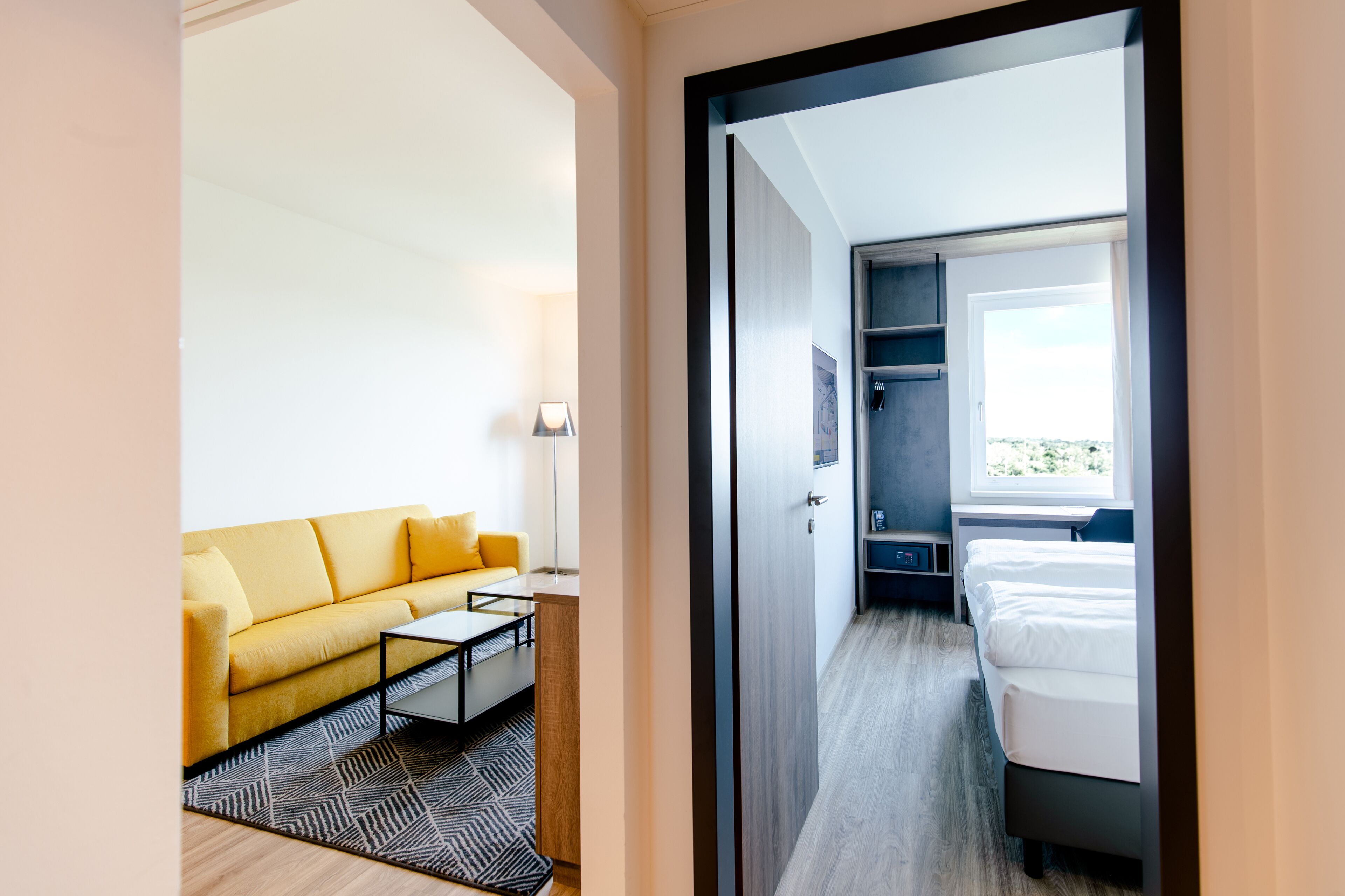 suite, 1 bedroom | living area | 50-inch smart tv with digital channels, tv