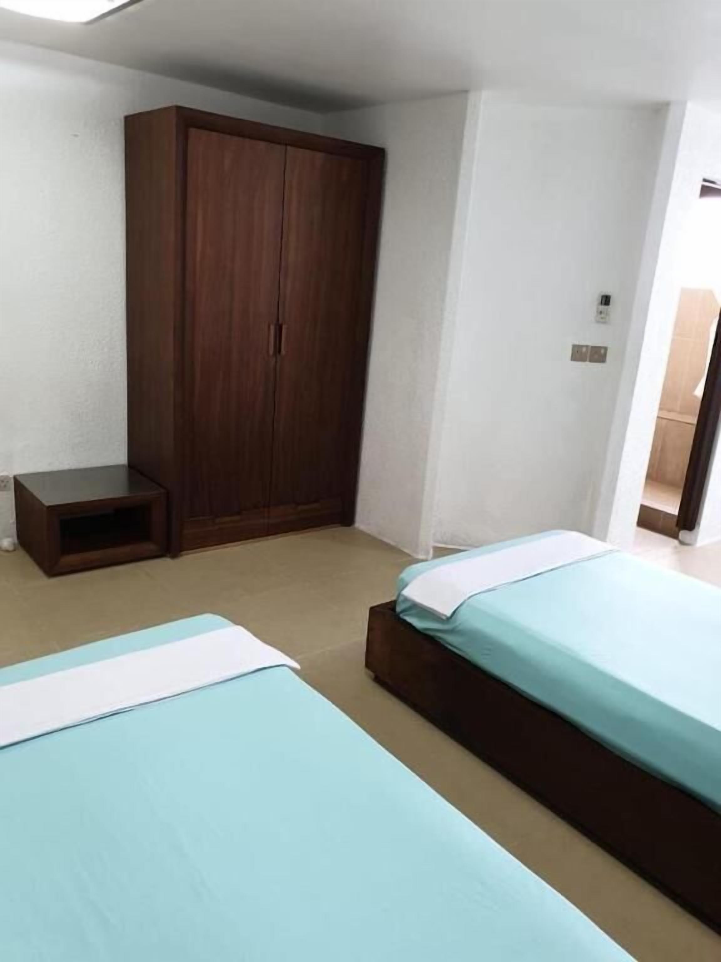 Photo - Admiralmahé