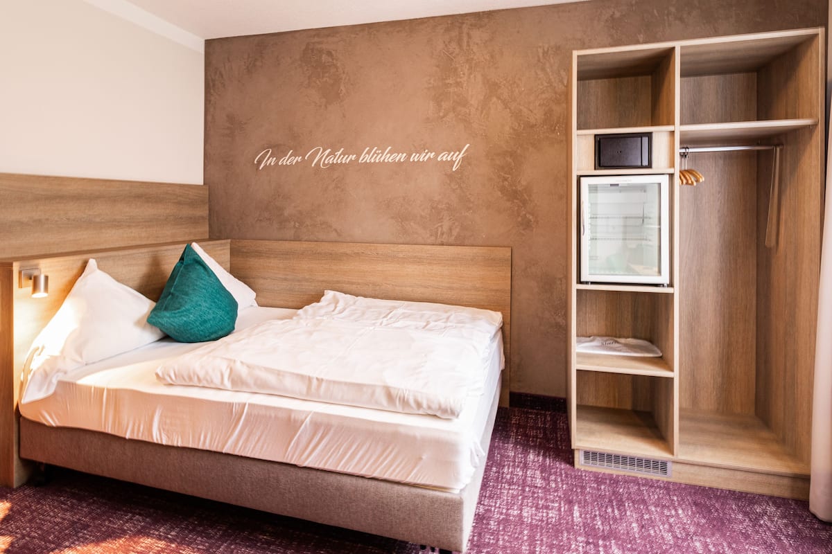 Minibar, in-room safe, desk, rollaway beds