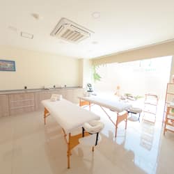 Espace de soins pour les couples, soins corporels, soins du visage