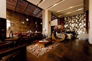 Sala de estar en el lobby
