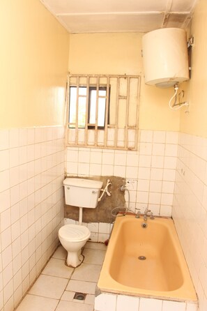 Chambre Standard (2) | Salle de bain