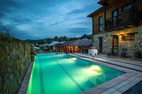 Indoor pool, seasonal outdoor pool. Felix Pension