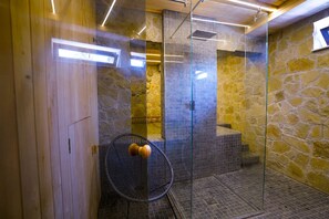Soins corporels, 1 salle de soins, massages