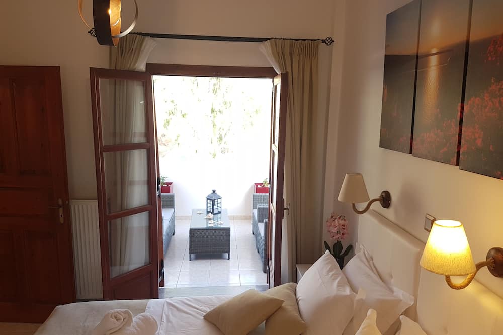 Santorini Family Apartments - Καμάρι