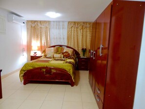 Doppelzimmer | Minibar, Bügeleisen/Bügelbrett, Bettwäsche