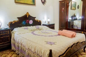 Minibar, coffres-forts dans les chambres, chambres insonorisées