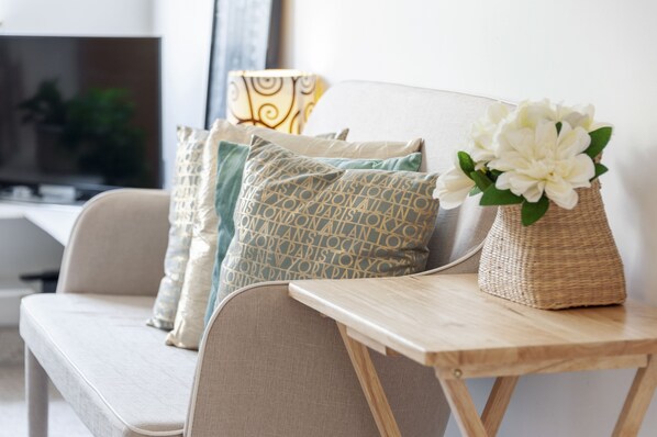 公寓, 多張床, 非吸煙房 | 客廳 | 平面電視