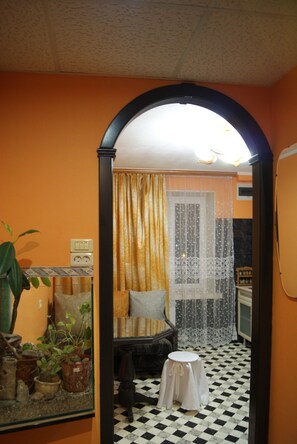 基础公寓, 1 张大床和 1 张沙发床, 无烟房 | 私人厨房 | 大冰箱、微波炉、烤箱、炉灶