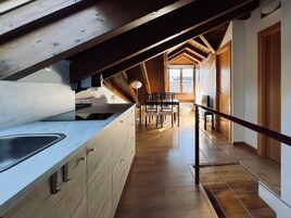 Apartamento Alba2, 2 habitaciones | 起居区 | 32-英寸液晶电视 （配备数码频道）、电视