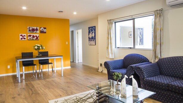 Living room - LUXURY GUEST SUITE (Auckland)
