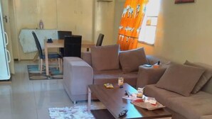 Lobby lounge - Patience & Mario House (Lilongwe)