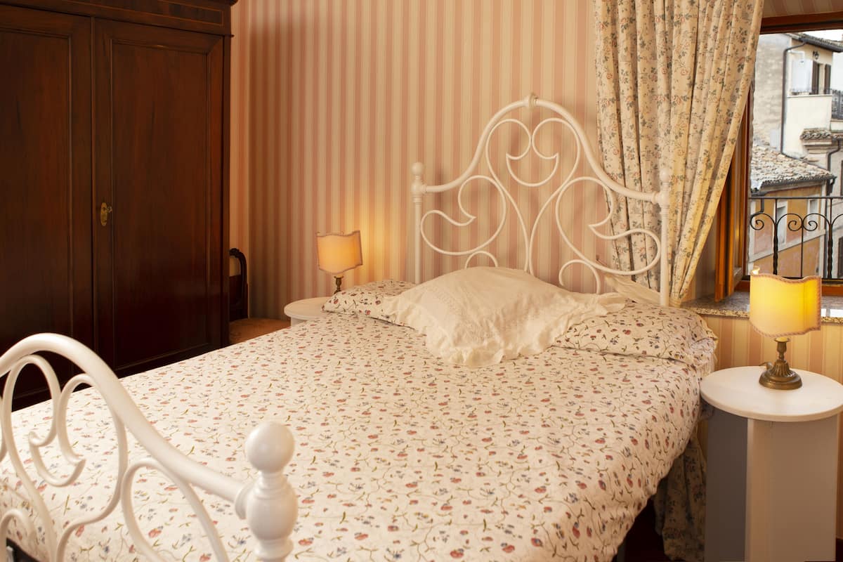 Habitación familiar | Wifi gratis y ropa de cama