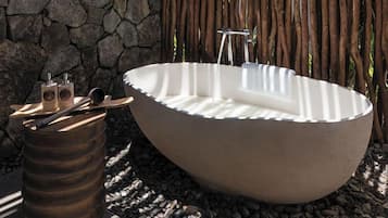 Tent, Shared Bathroom | Bilik Mandi | Pancuran mandi
