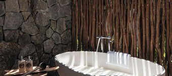 Sir Nick's Livingstone Lodge