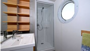 Mobile home (O'Hara) | Badeværelse | Bruser