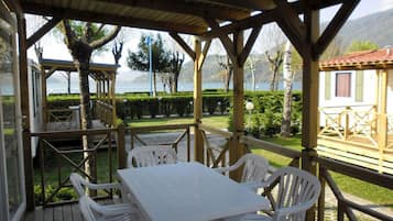 Mobile Home (Capri) | Terrace/patio