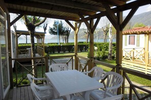 Mobile Home (Capri) | Terrace/patio - Camping Punta Lago (Calceranica al Lago)
