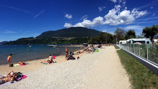 View from property - Camping Punta Lago (Calceranica al Lago)